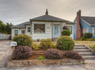 1446 3rd St, Astoria, OR 97103