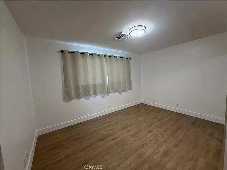9551 Robin Ave — Photo 7