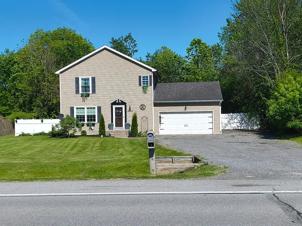 4553 Creek Rd, Lewiston, NY 14092
