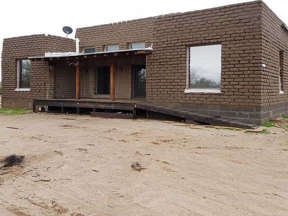 4th image of 27131 E Thomas Ln