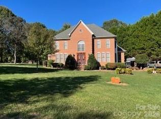 6119 Highview Rd, Matthews, NC 28104