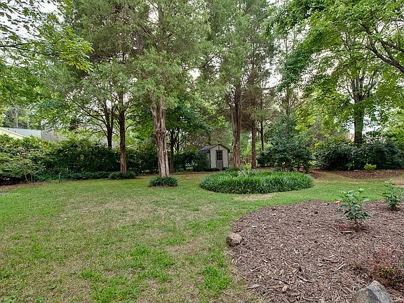 2nd image of 7018 Edenbridge Ln