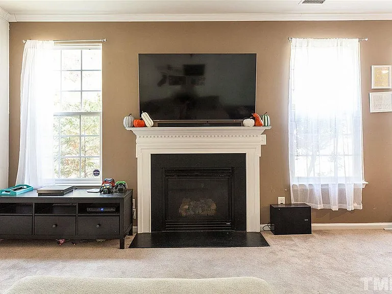 36 Autumn Leaf Ln — Photo 13