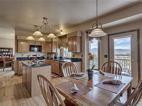 Beautiful eat-in kitchen with a walk-out to the deck!
