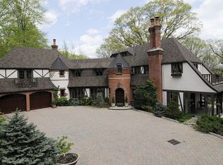 315 N Murray Ave, Ridgewood, NJ 07450