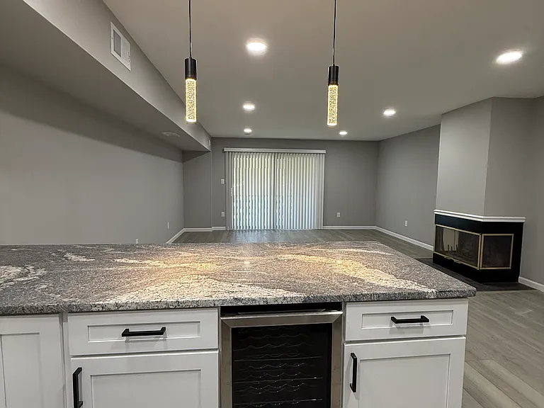 215 Stony Way — Photo 4