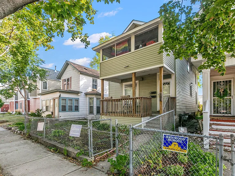 1815 Clinton Ave #1 — Photo 19