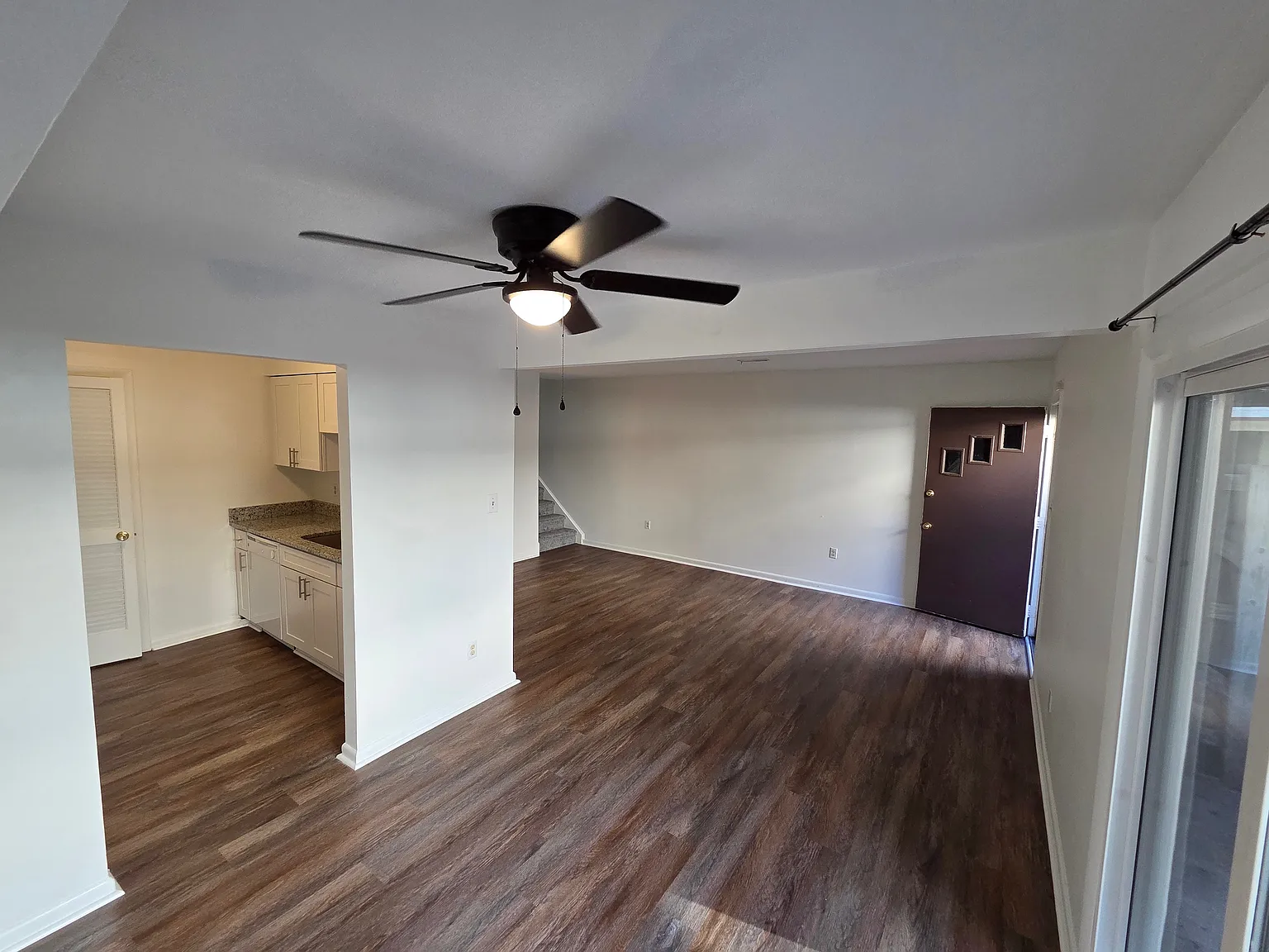 2 bed, 1.5 bath, 1100 sqft, $1,650 — Photo 1