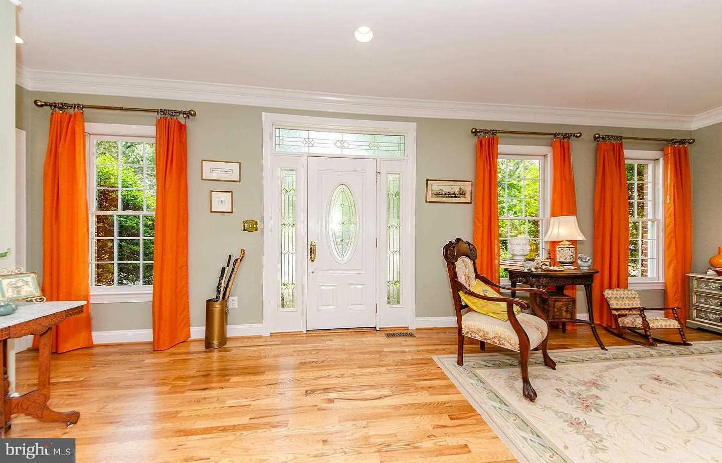 4 bed, 3552 sqft, $7,300 — Photo 2