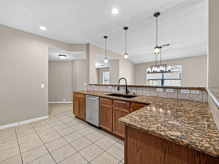 10306 Nickel Grove Dr — Photo 15