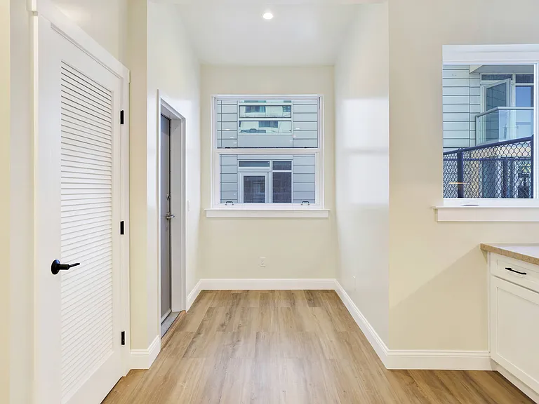 415 Tehama St — Photo 12