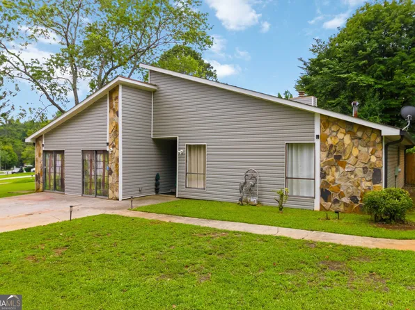 8847 Wellston Ct, Jonesboro, GA 30238