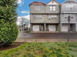 102 SE 11th Pl, Hillsboro, OR