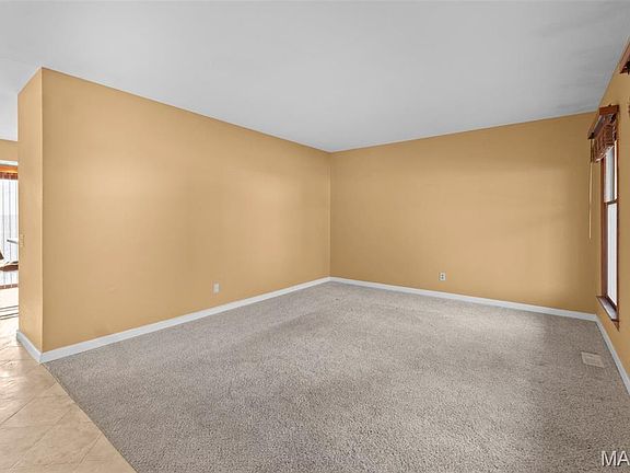 2nd image of 2082 Marrisa Dr