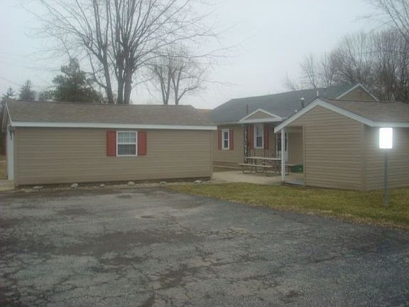 5th image of 227 Gregg St