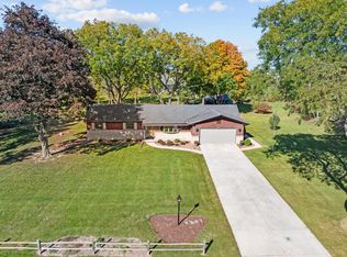 4824 N Parke Ridge LANE, Sheboygan, WI 53083