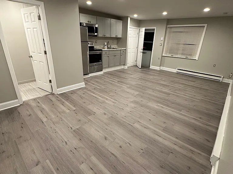 370 Bruce Ave #G — Photo 2