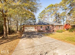 5012 Lake Carlton Rd, Loganville, GA 30052