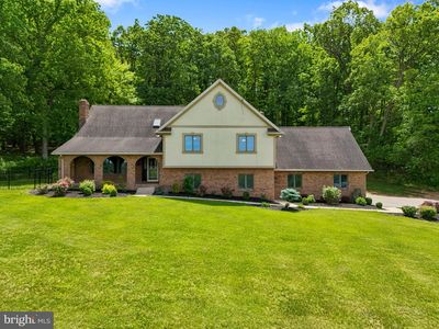 2855 Springwood Rd, Red Lion, PA, 17356