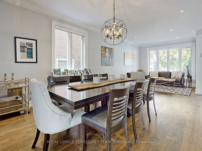17 Southgate Ave — Photo 8