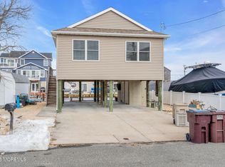 227 Cedar Dr, Bayville, NJ 08721