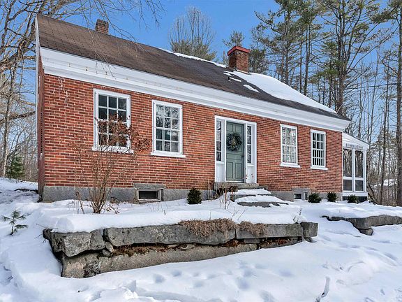 3rd image of 11 North Line Road