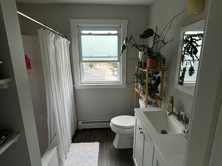 25 Lowell St — Photo 17