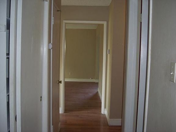 5th image of 2932 Belmar St