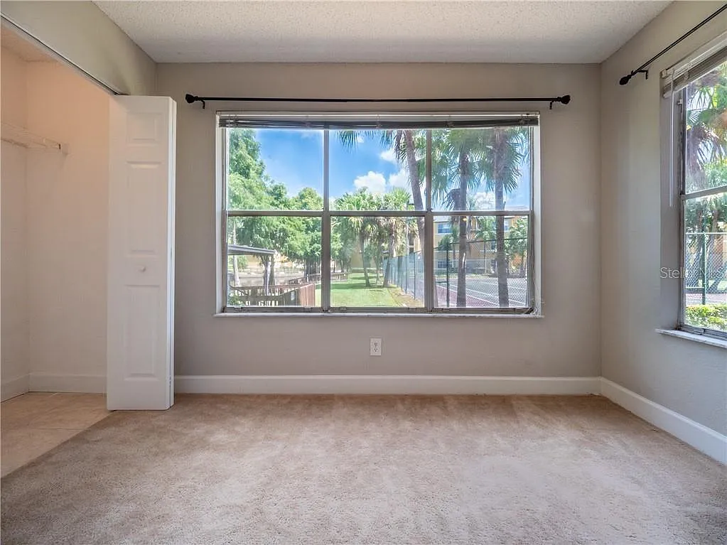 Building Photo - 5761 Gatlin Ave #513