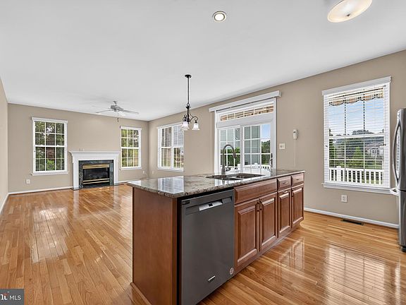 4th image of 2105 White Fox Way