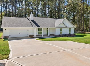 408 Seashell Ct #14, Statham, GA 30666