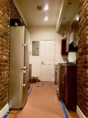 Rented by Compass | media 25