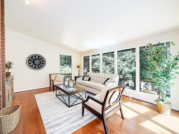 4th image of 7904 147th Ave NE