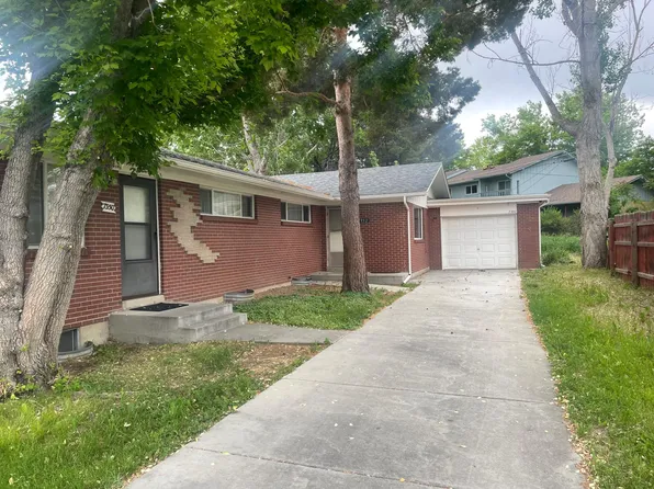 7352 W 3rd Ave, Lakewood, CO 80226