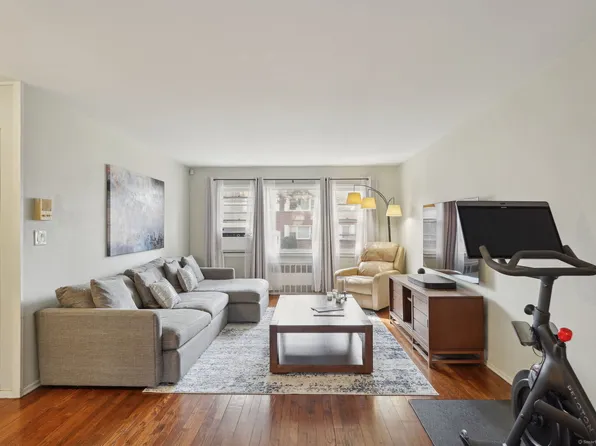 73 Hope Street #28A, Stamford, CT 06906