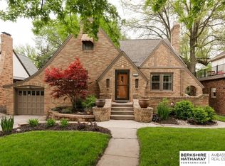 2019 N 54th St, Omaha, NE 68104