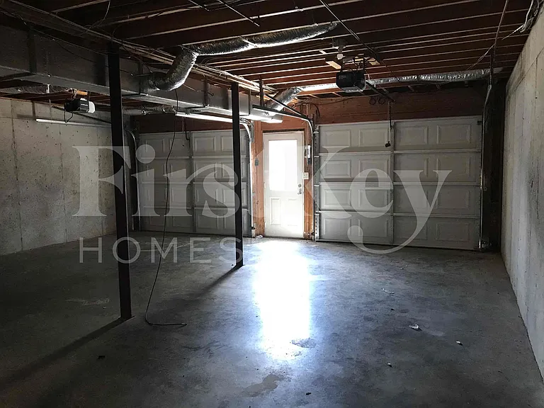 924 10th St SW — Photo 21