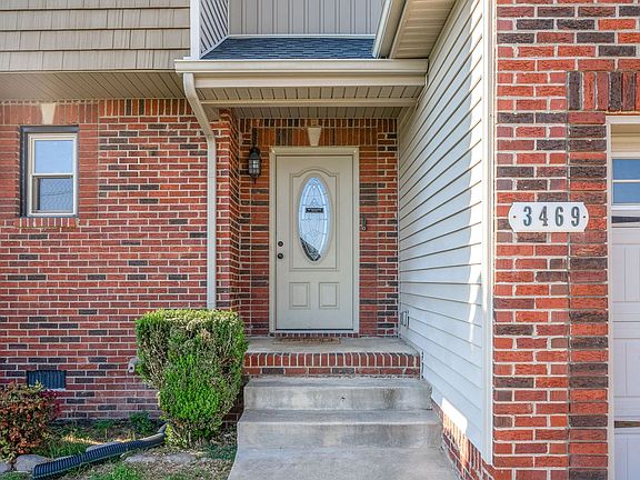4th image of 3469 Bradfield Dr