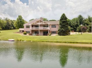 6101 Chickaloon Dr, McHenry, IL 60050