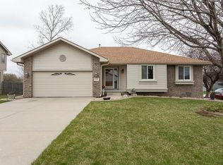 2118 John St, Papillion, NE 68133