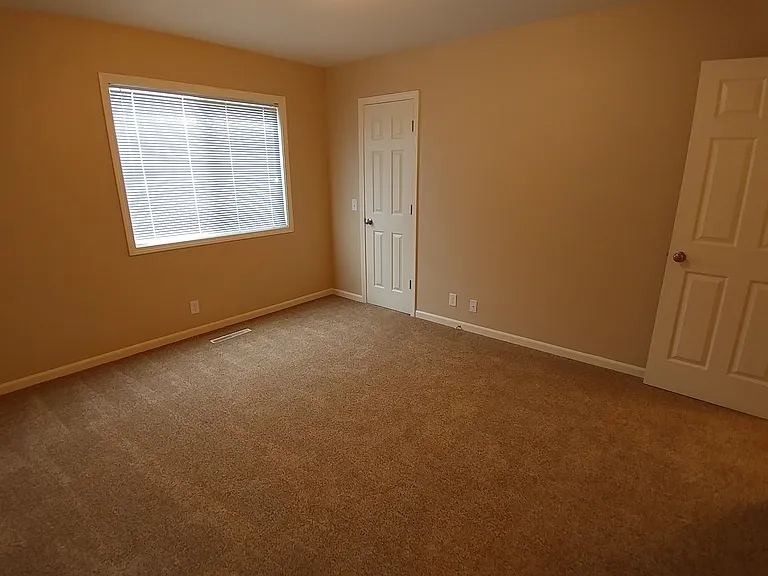 2802 Sutton Pl #2802 — Photo 39