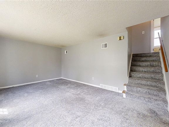 4th image of 130 Kettering Dr
