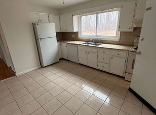 122 Country Club Rd #122B, Cheshire, CT 06410