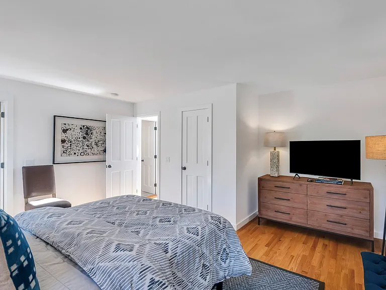 42 Far Pond Rd — Photo 17