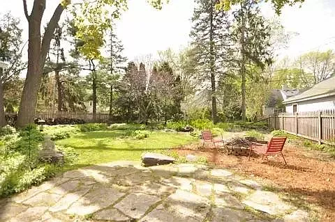 4233 Beverly Rd — Photo 15