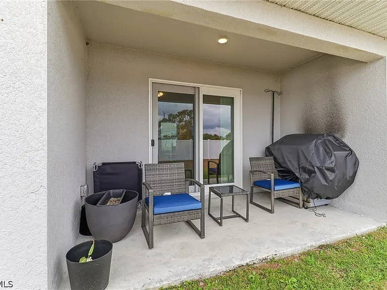 7024 Hero Cir — Photo 3