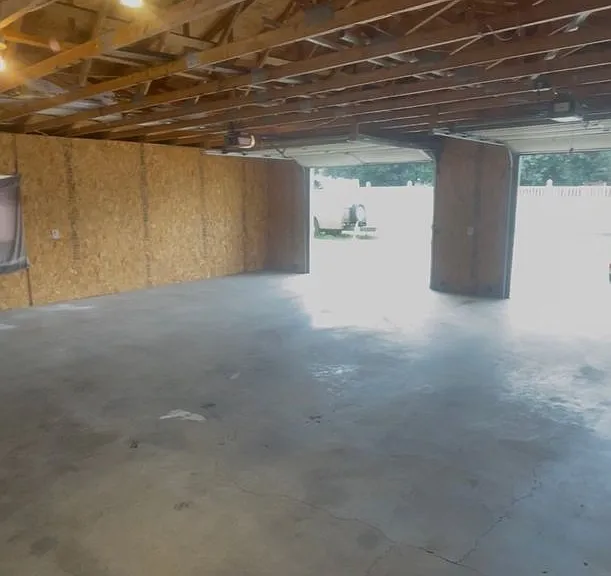 221 2nd Ave NW — Photo 9