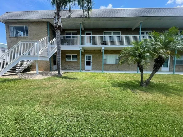 5247 81st St N APT 2, Saint Petersburg, FL 33709