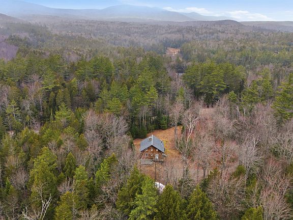 2nd image of 2936 Hapgood Pond Road