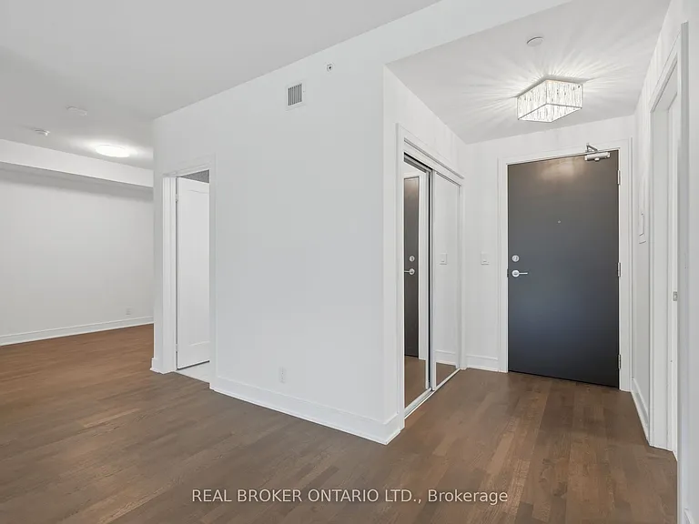 1575 Lakeshore Rd W #366 — Photo 8